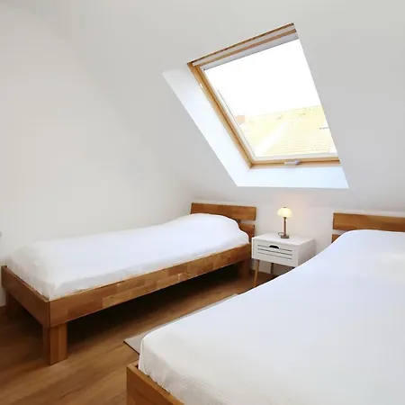 Apartment Papillon 03-6 *